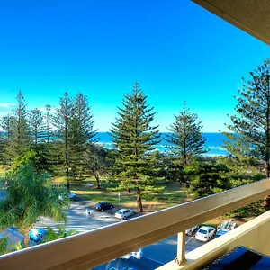 Oceania On Burleigh 4*, Gold Coast Australia